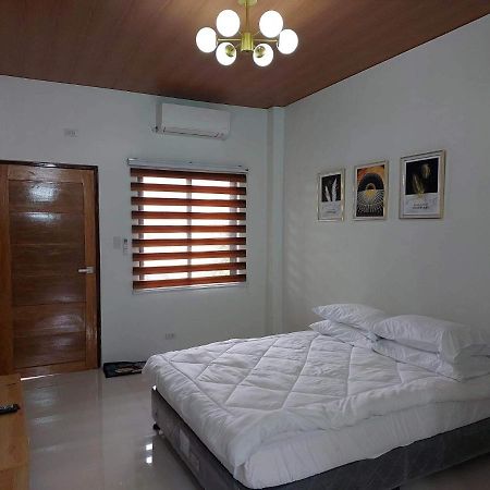 Flb Apartelle Los Banos 로스 바뇨스 외부 사진