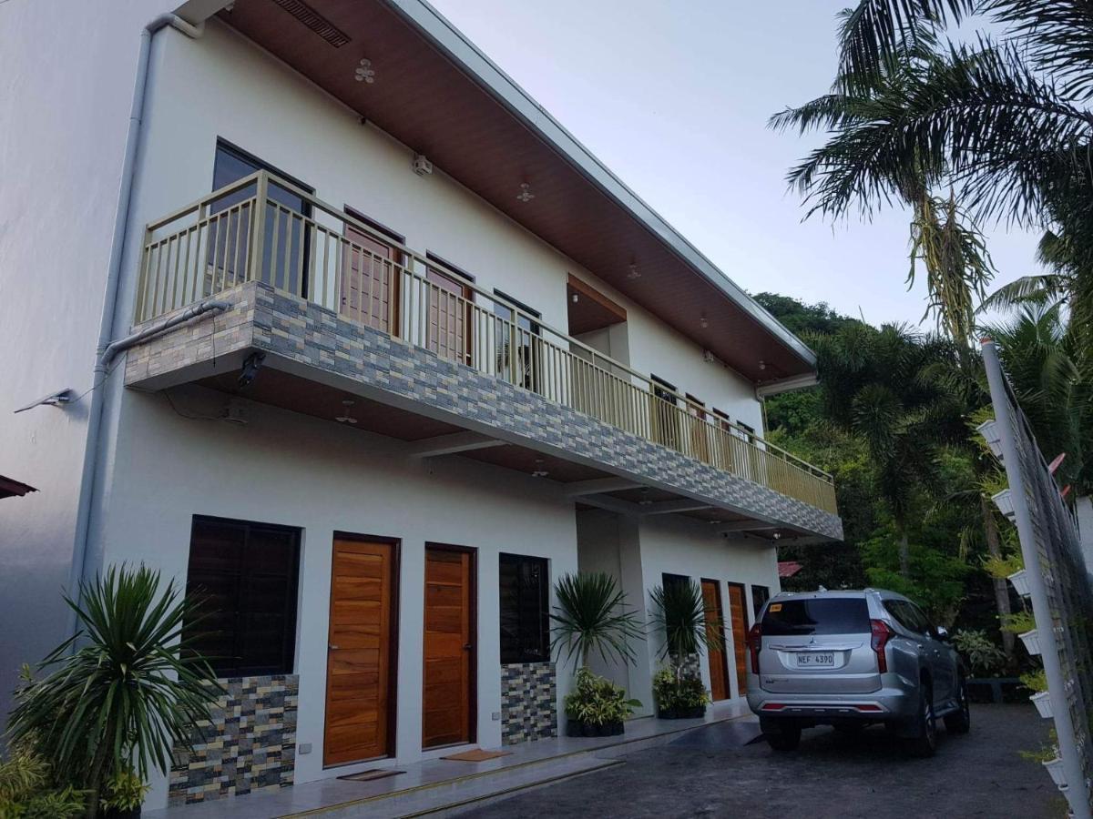 Flb Apartelle Los Banos 로스 바뇨스 외부 사진